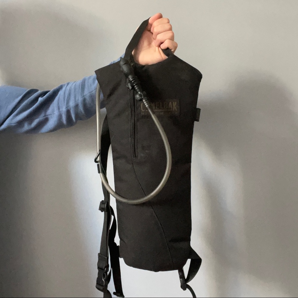 Camelbak Sabre 70Oz 2L Hydration Pack